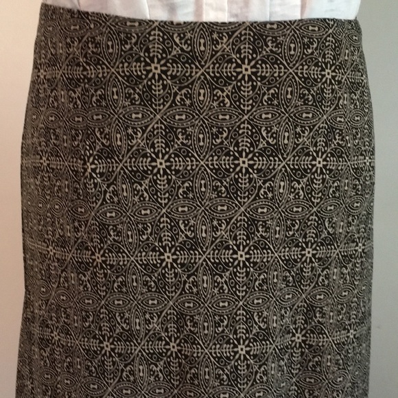 East 5th Brown & Black Skirt - Size 8 - Picture 2 of 4